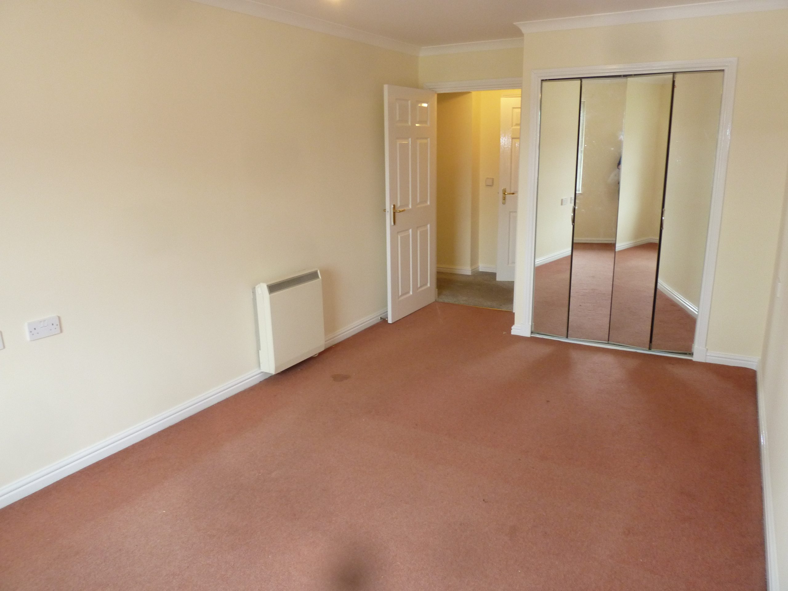 17 Murray Court, Annan, DG12 6FD HR&S